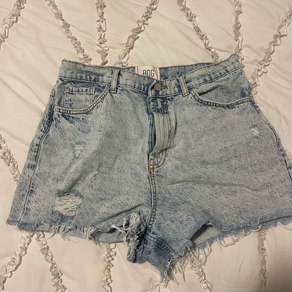 Loose Jean Shorts